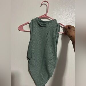 4 tank top shirt bundle size medium barely worn